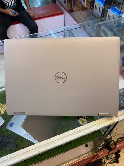 DELL i7 12 generation