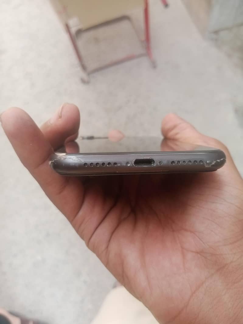 Apple iPhone 11 2