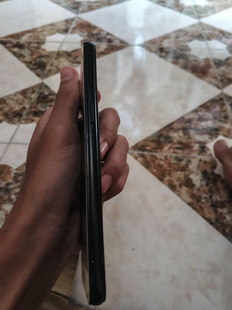 OPPO A57 5
