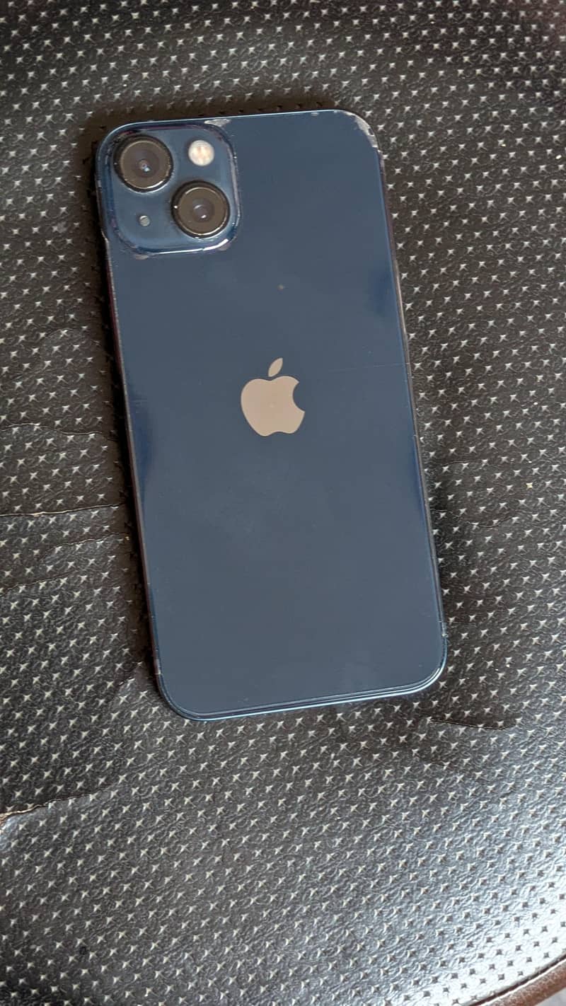 Apple iPhone 13 0