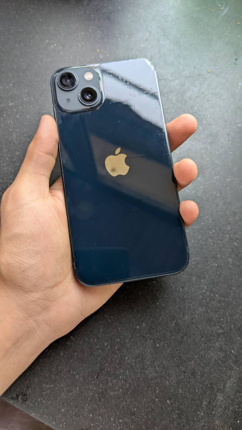 Apple iPhone 13 6