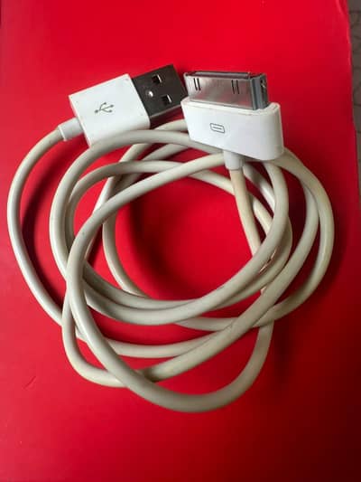 Apple iphone/ipod/ipad 100% original 30pin charging cable(03246205446)
