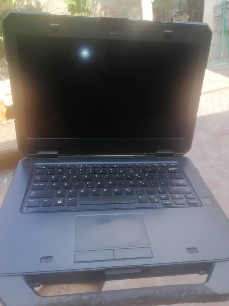 laptop 0
