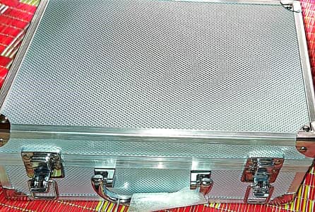 Technic Make Up Box
