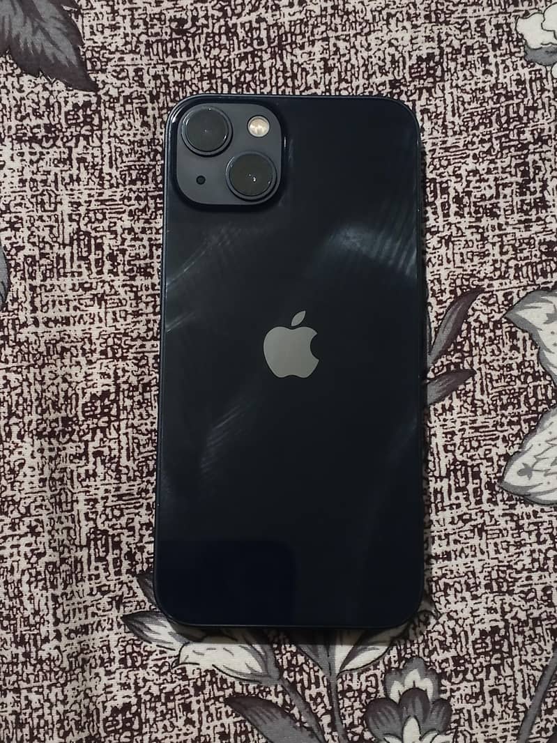 Apple iPhone 13 0