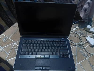 Dell Latitude E6330  I5 3rd geration Ram 4gb  320 HDD With Adapter