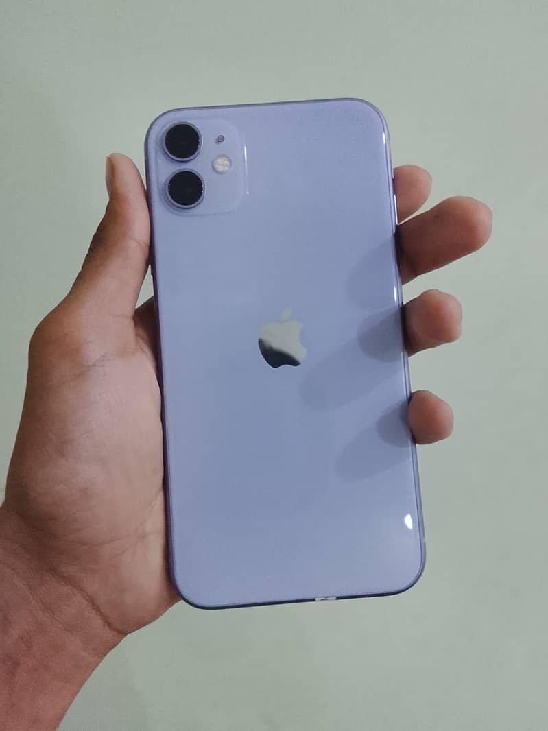 Apple iPhone 11 4