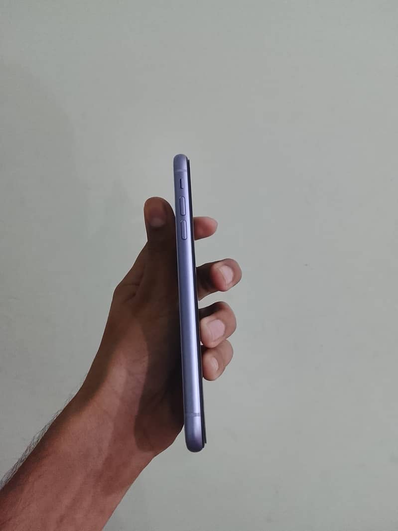 Apple iPhone 11 5