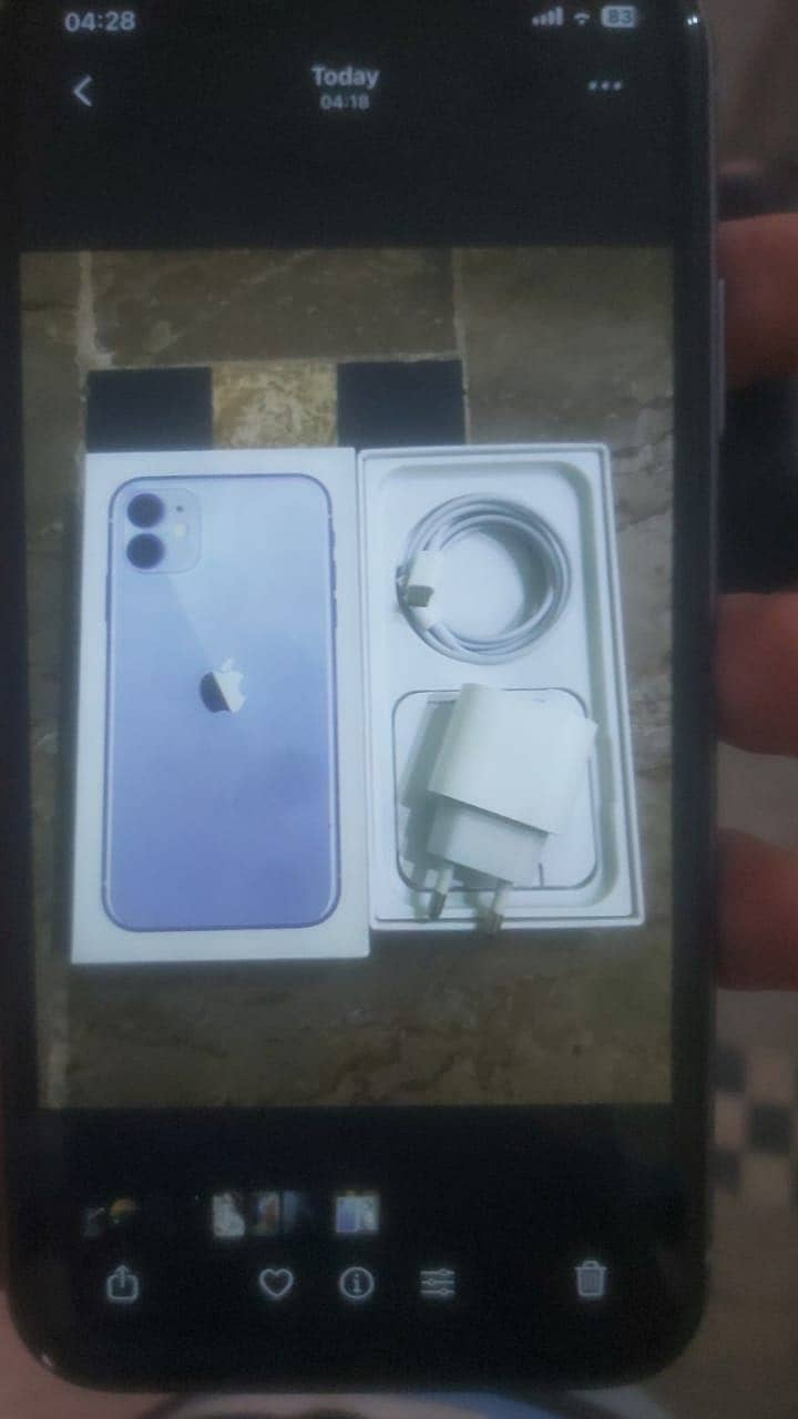 Apple iPhone 11 8