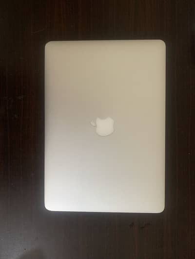 MacBook Air 2015 | 500 GB + Full Charger Bundle