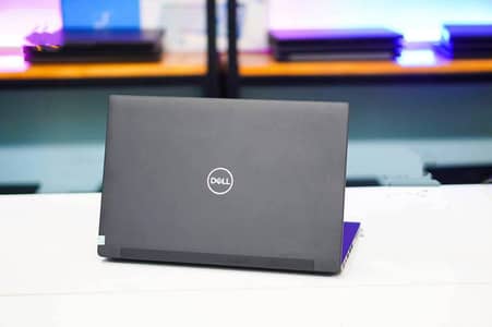 Dell Core i7 8th Generation (Ram 8GB + SSD 256GB) IPS Display Full HD