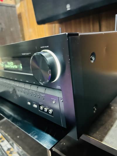 Onkyo tx-nr828 Bluetooth WiFi 4K amplifier