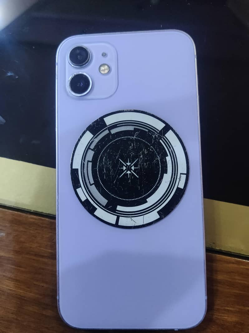 Apple iPhone 12 1