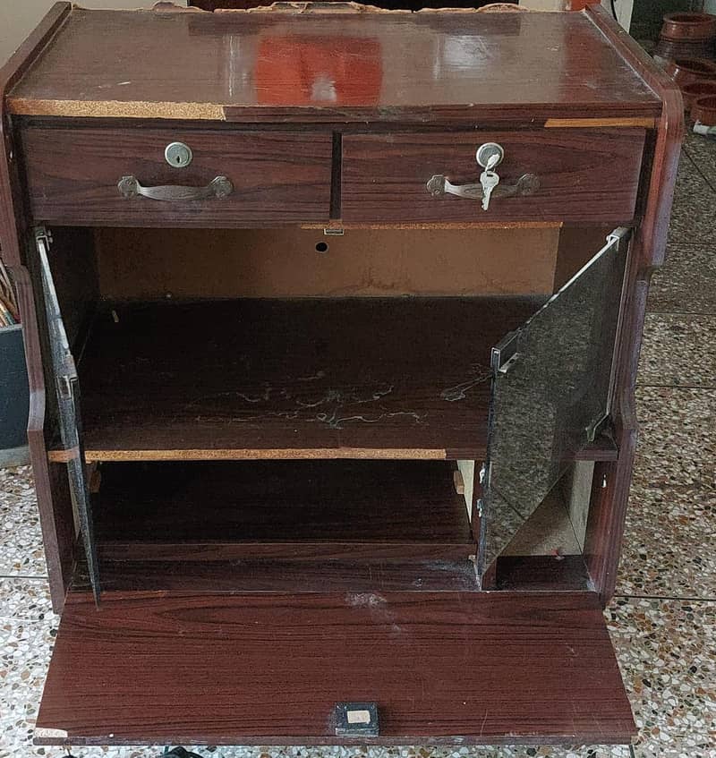 Tv trolley 1