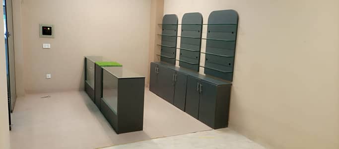 300sqft shop available in Johar town