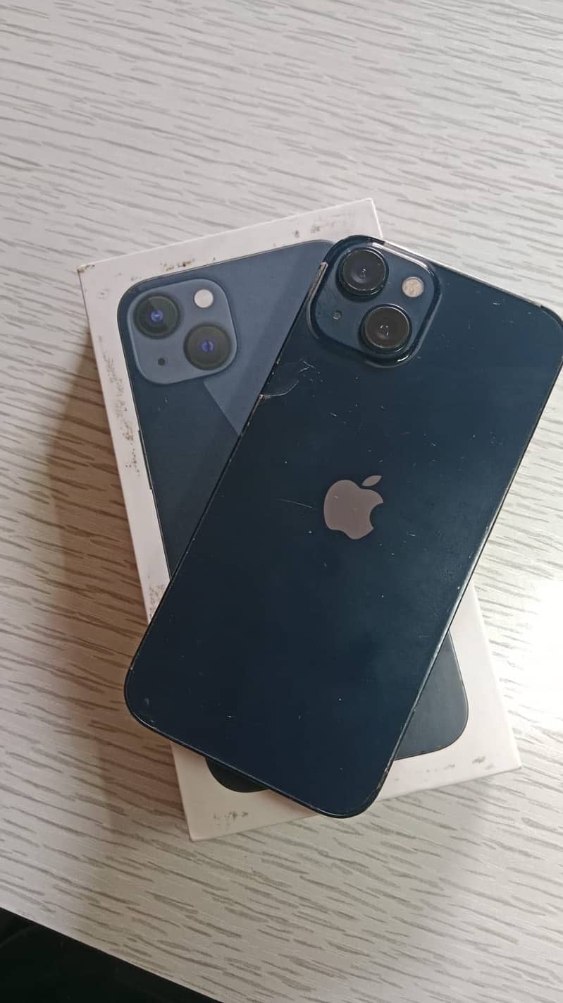 Apple iPhone 13 0