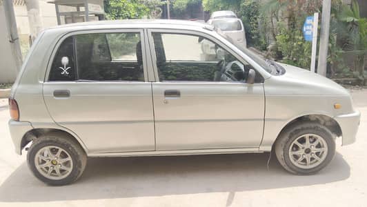 Daihatsu Cuore 2011
