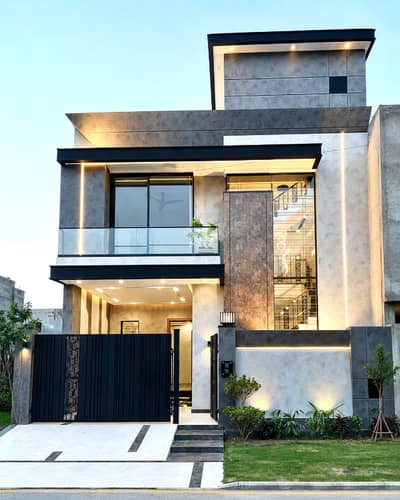 5 Marla Modern House Available For Rent In Bahria Town