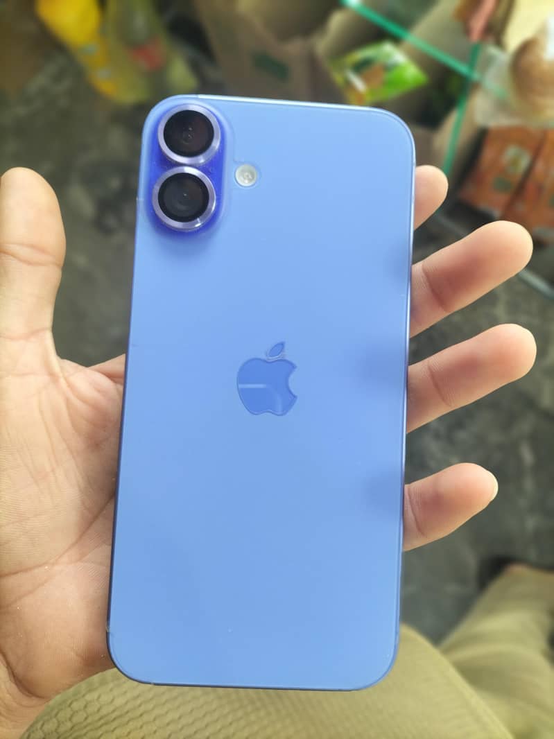 Apple iPhone 16 Plus 4