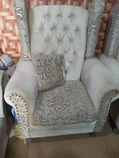 7 seater sofa set  just like  a new . . good condition