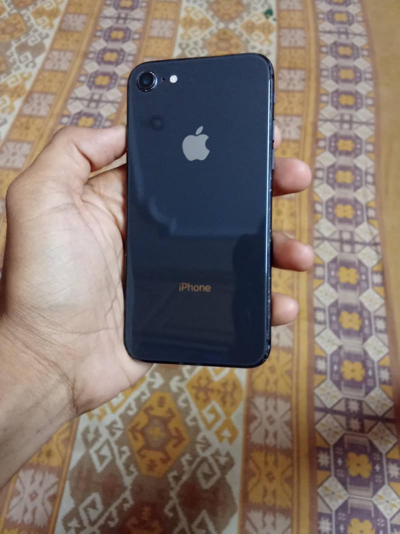 Apple iPhone 8 2
