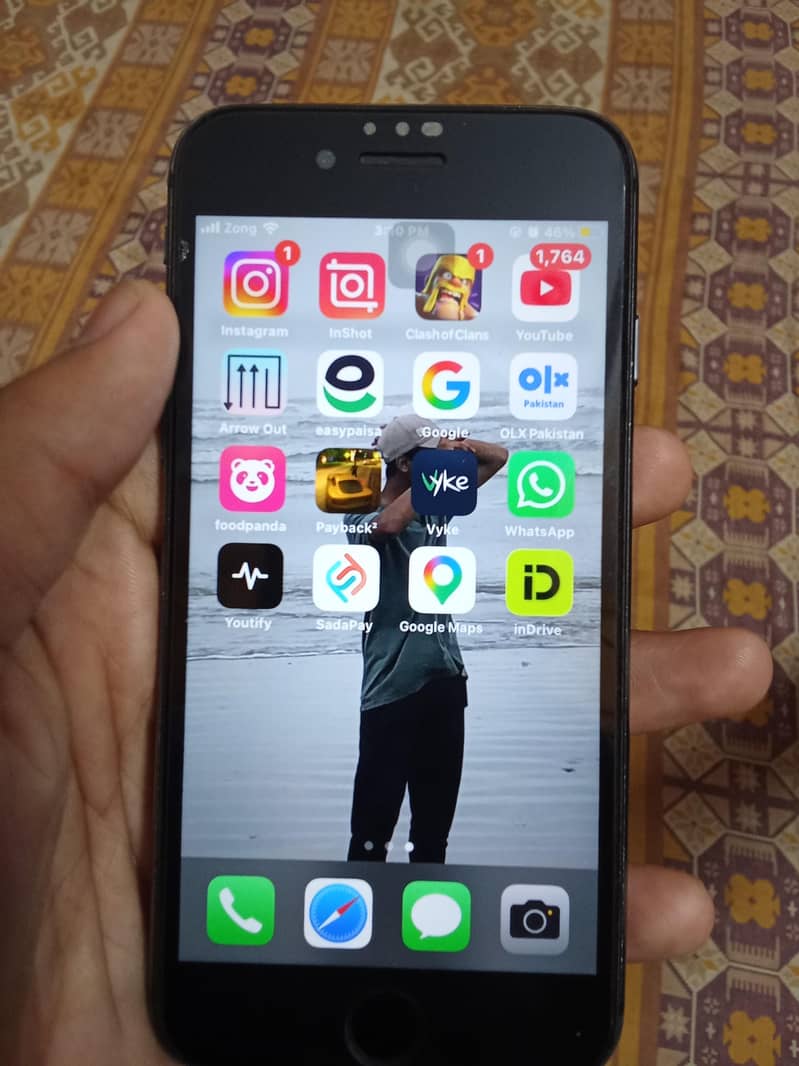 Apple iPhone 8 12