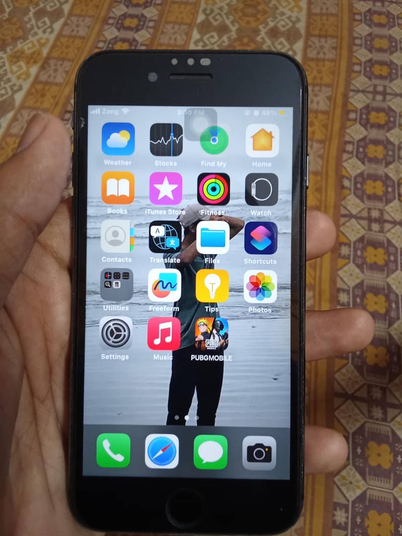 Apple iPhone 8 13