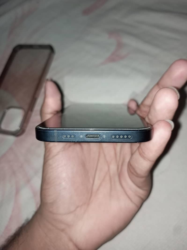 Apple iPhone 12 5