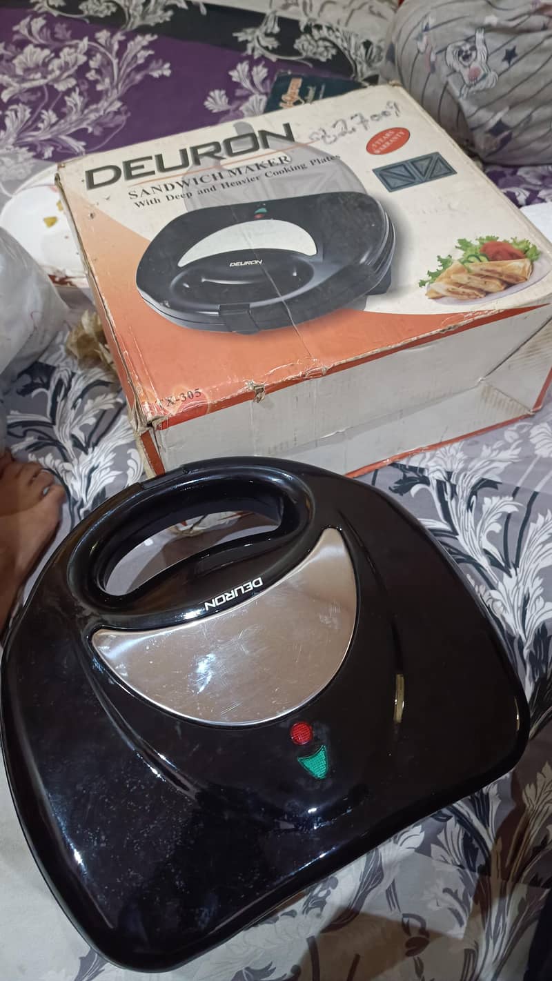 Deuron  Sandwich maker 1