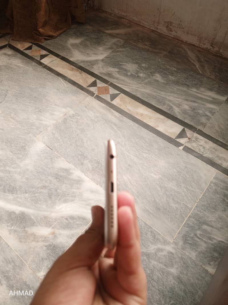 OPPO A83 4