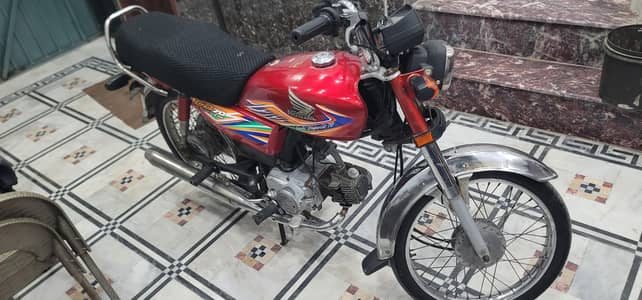 HONDA CD70 2020MODEL