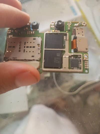 Mobile Motherboard Scrap / For Parts – Rs. 3000