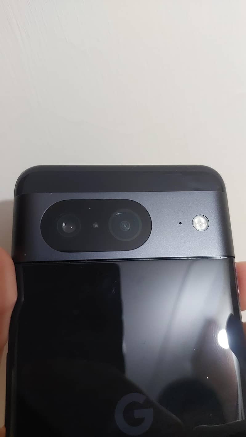 Google Pixel 8 3