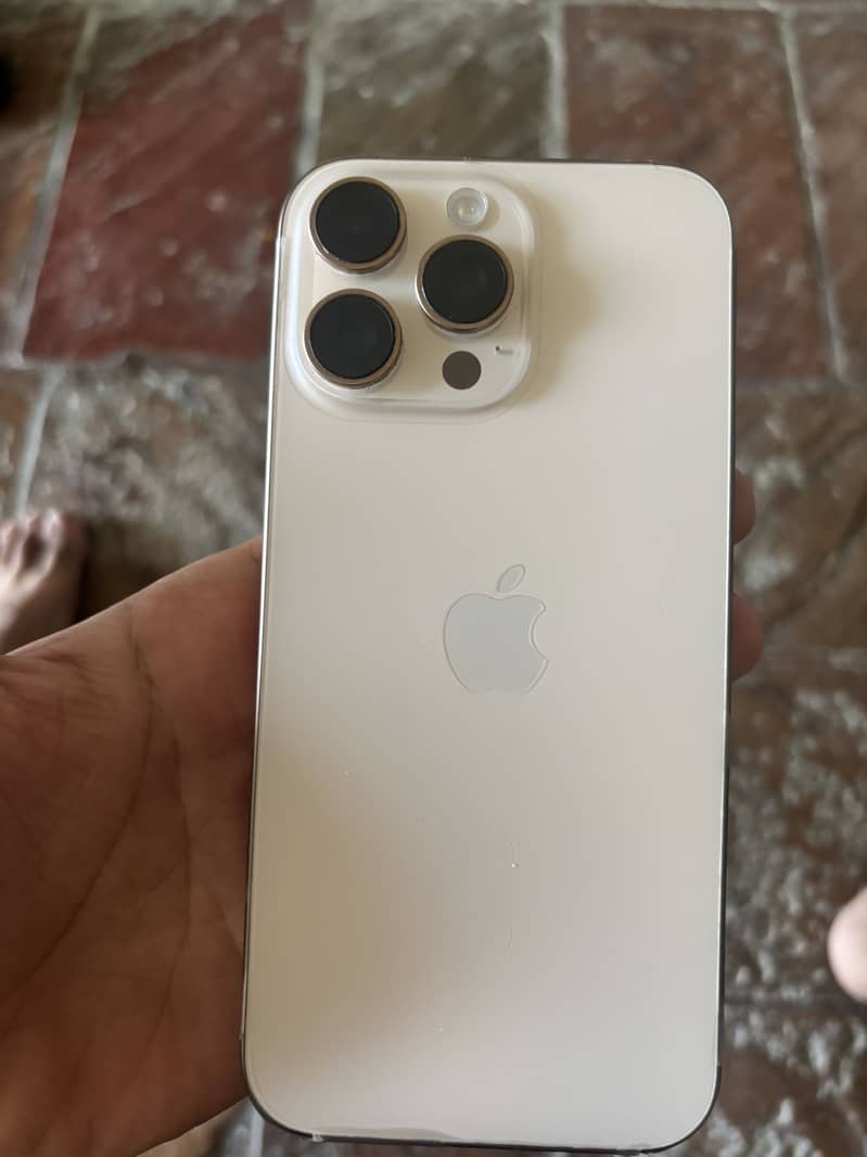 IPhone 16 Pro Max Jv 0
