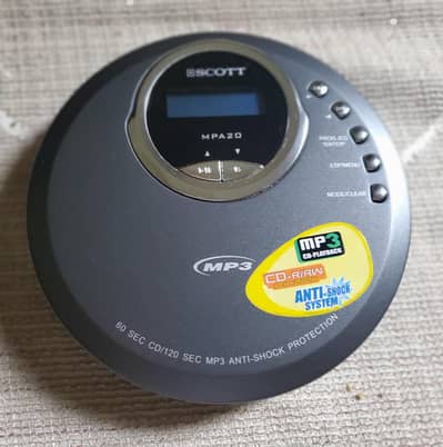 SCOTT portable CD player MPA20