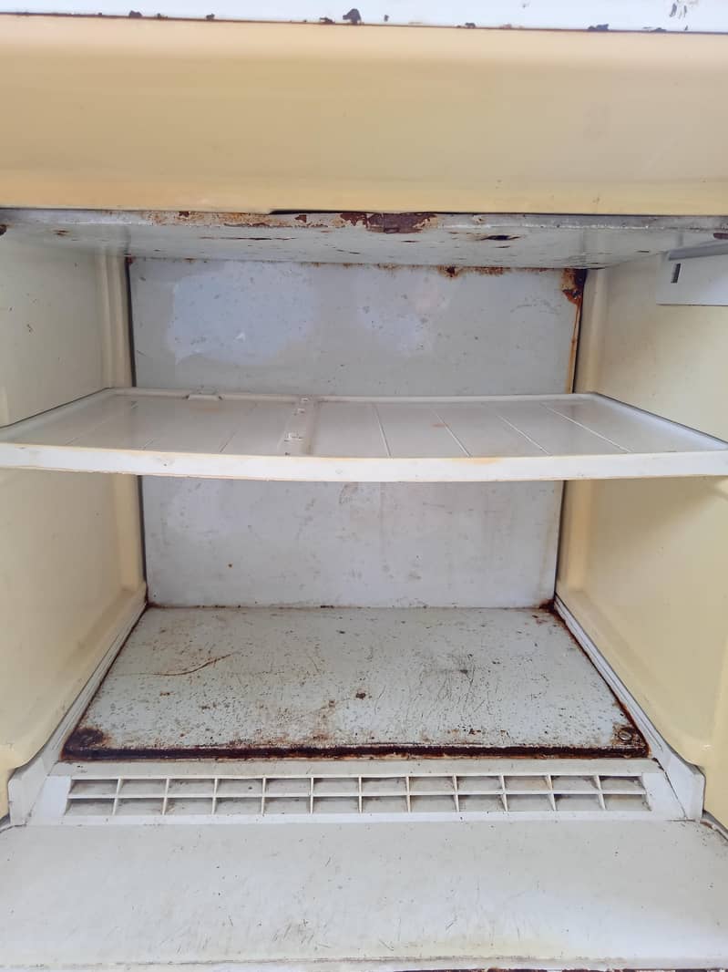 refrigerator 5