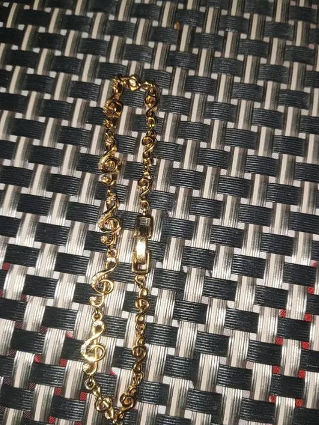 Bracelets 10