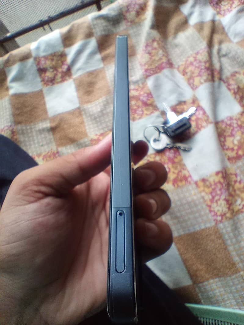 Samsung Mobile A07 3