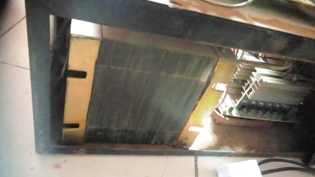 UPS 1200w 3