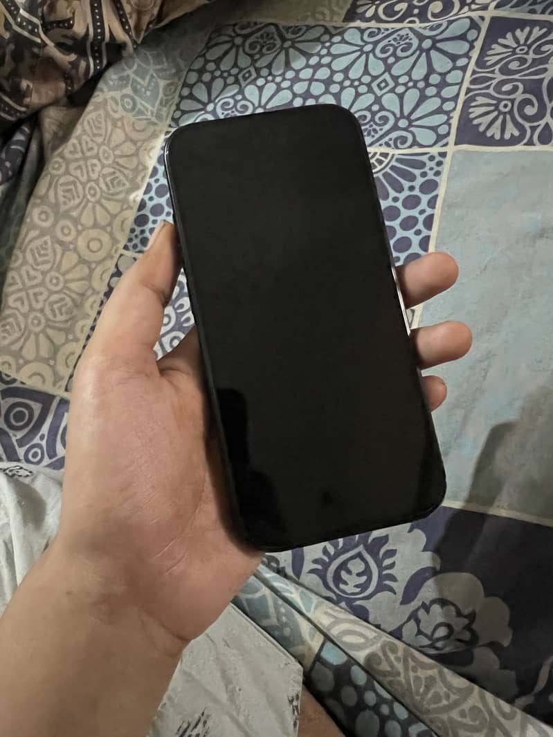 Iphone 15 4