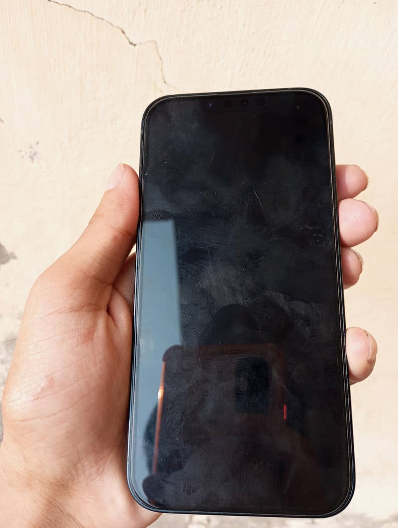 Apple iPhone 14 2