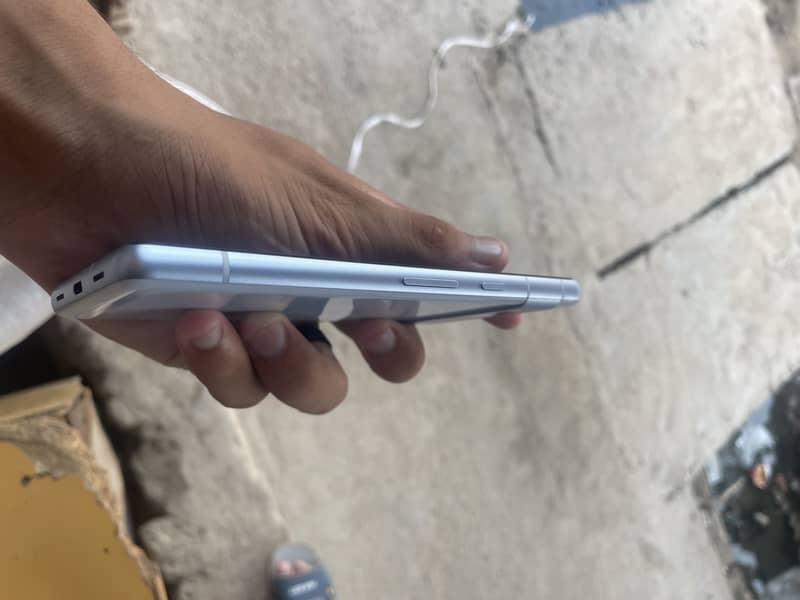 Google Pixel 7a 1