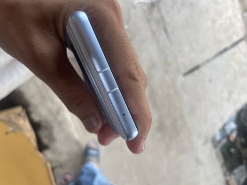 Google Pixel 7a 3