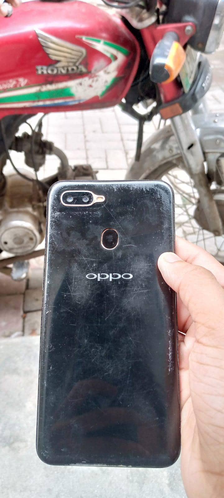 OPPO A5 0