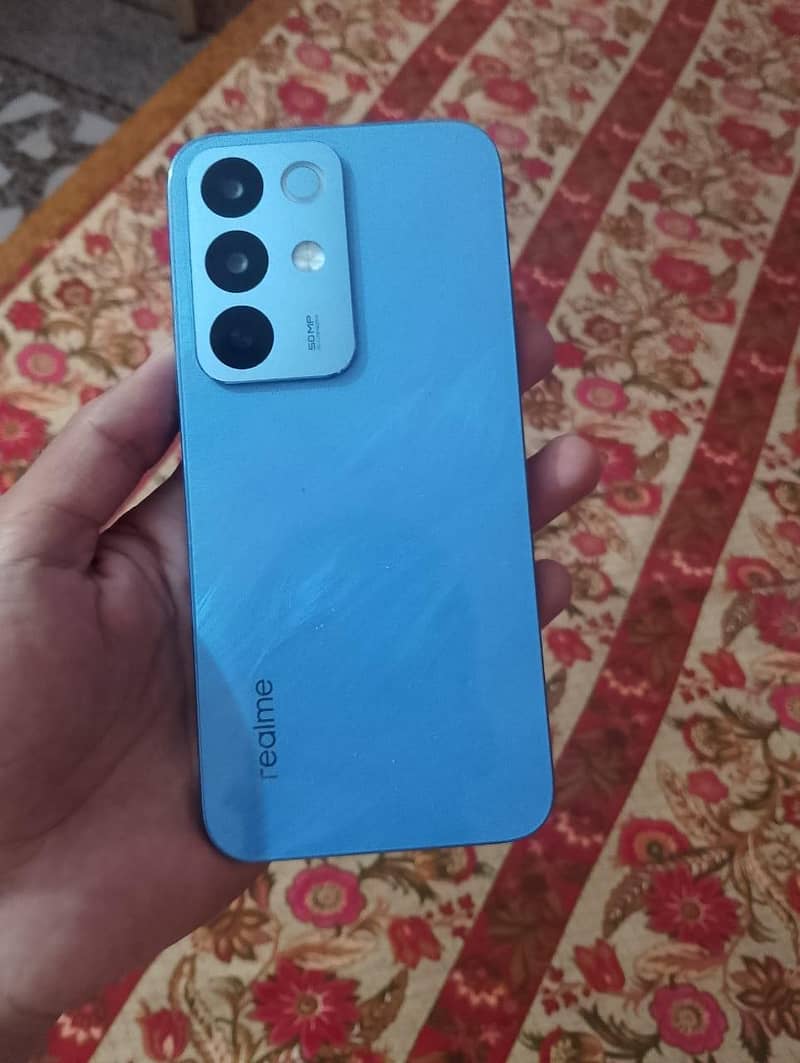 Realme C85 3