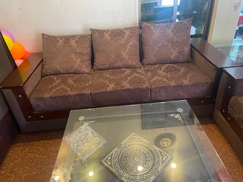 sofa set and table set 0