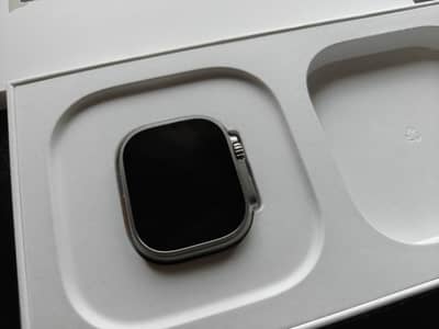 Apple Watch Ultra 2 (10/10 Mint Condition) – Complete Box & Original