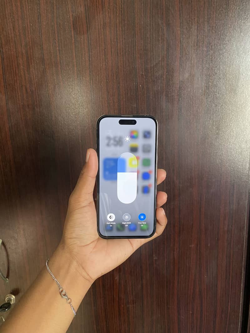 Apple iPhone 14 Pro 8