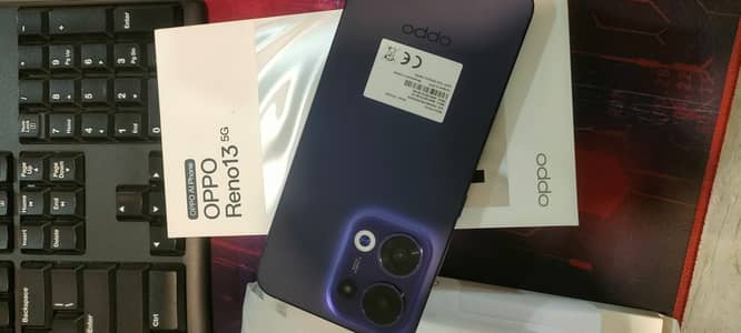 OPPO Reno13 5g
