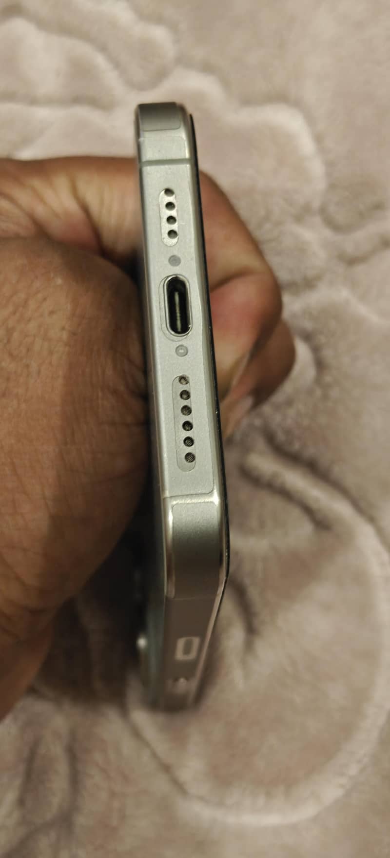 Apple iPhone 15 Pro Max 5